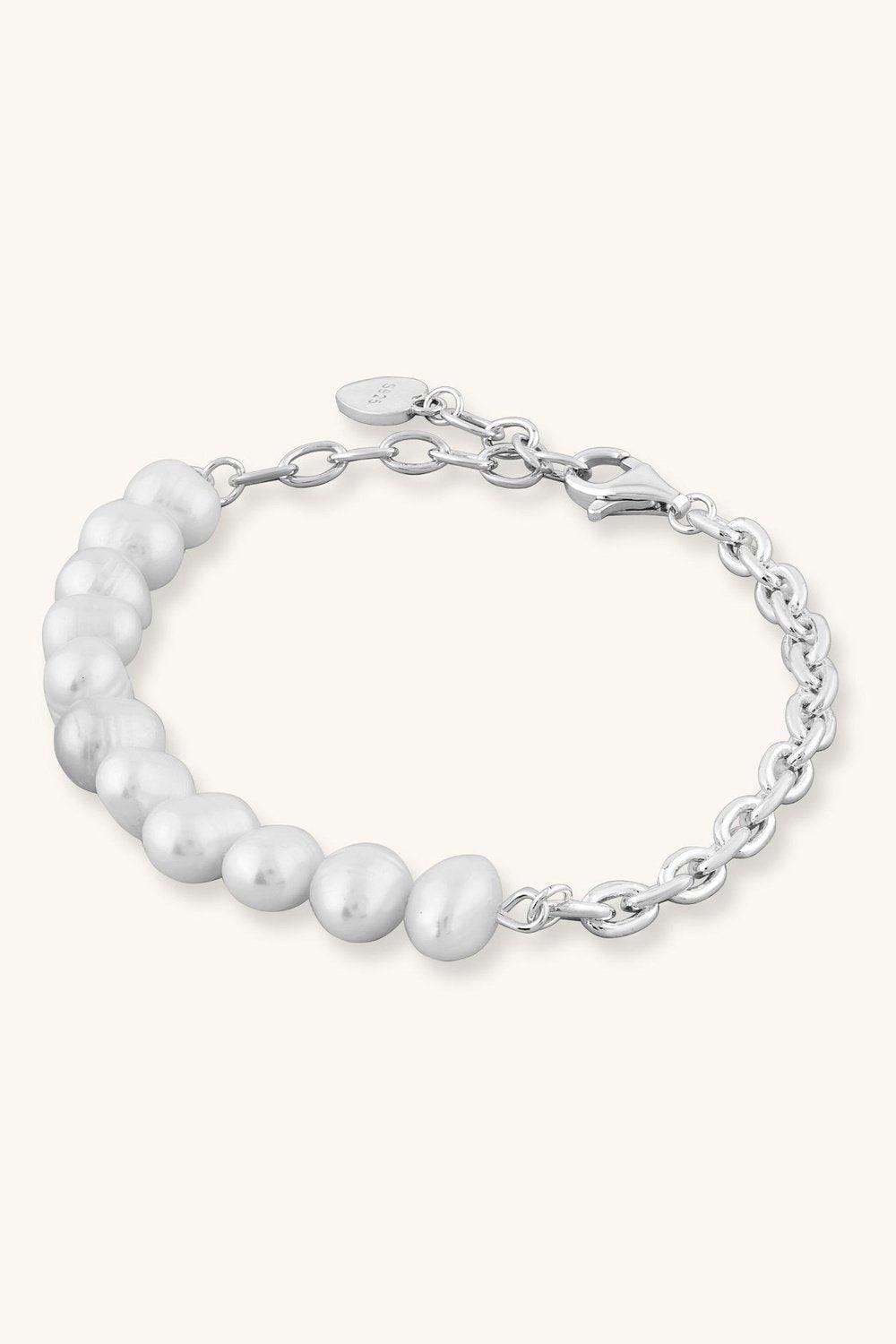 Mysterious Pearls Bracelet