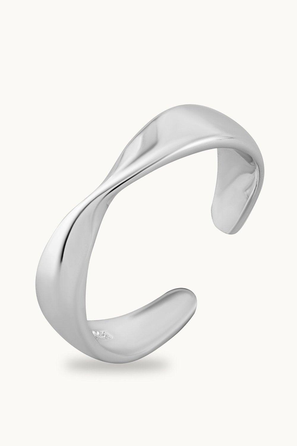 Curved Line Ring