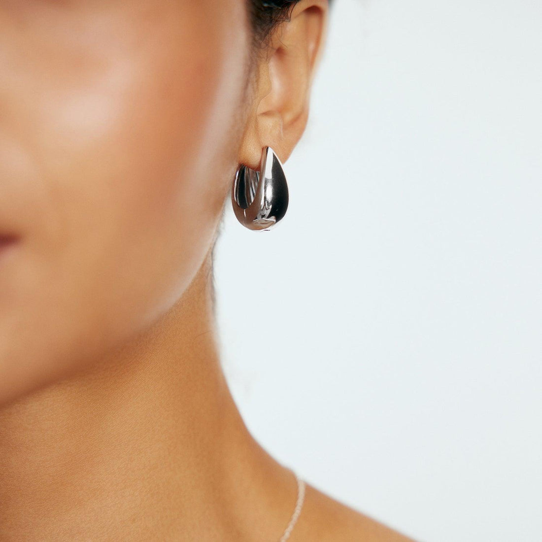 Hefty Silver Dôme Hoops