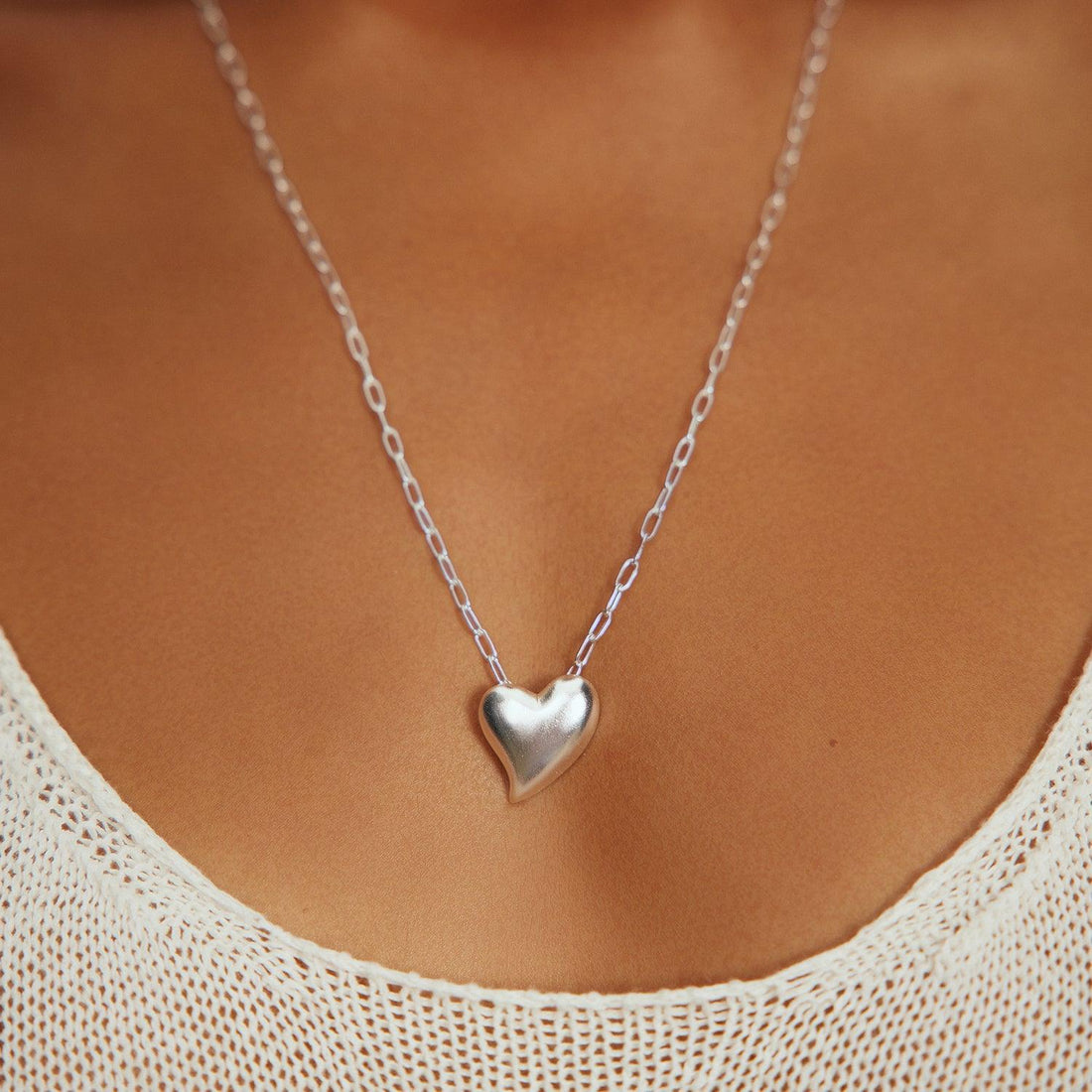 Hypnotic Heart Pendant Necklace